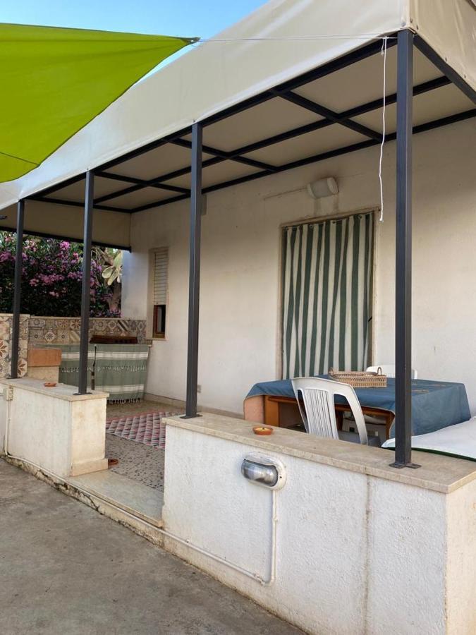 La Casa Del Gelso Apartment Tonnara di Bonagia Luaran gambar