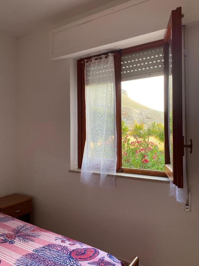 La Casa Del Gelso Apartment Tonnara di Bonagia Luaran gambar